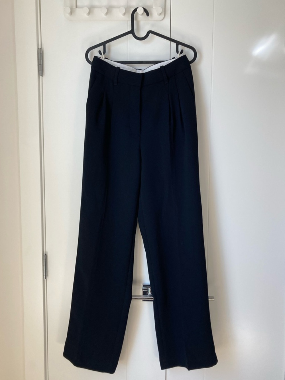 Wilfred The Effortless Pant Crepette High-Rise Trousers Size 4 Black